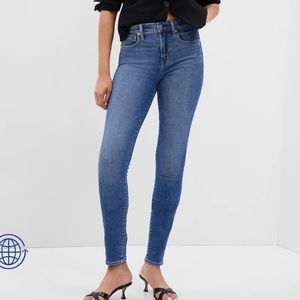 GAP Mid Rise Skinny Jeans